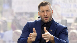 Tim Tebow will speak at GameChanger event at Greenbrier Resort on May 28